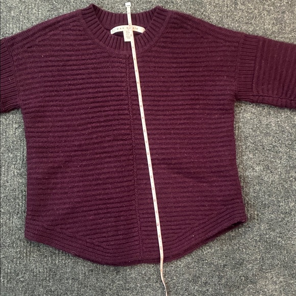 Womens small Max Studio plum sweater - Picture 5 of 5